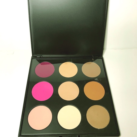 Coastal Scents Other - 🌺Coastal Scents Bronzer Blusher Highlight Palette